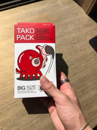 나이팅게일 TAKO PACK NOSE [문어코팩] — 4점을 준 리뷰어가 2017년 3월 올린 사용 사진