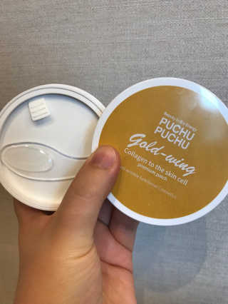 푸츄푸츄 Real repair skin cell premium patch — 5점을 준 리뷰어가 2018년 10월 올린 사용 사진