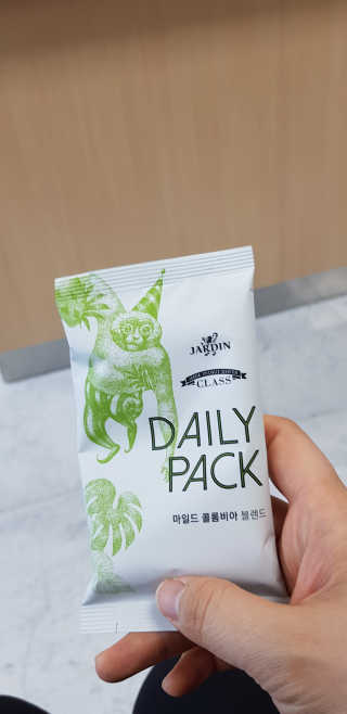 (주)쟈뎅 [쟈뎅] 클래스 신선한 하루 원두+여과지 SET — 3점을 준 리뷰어가 2019년 3월 올린 사용 사진