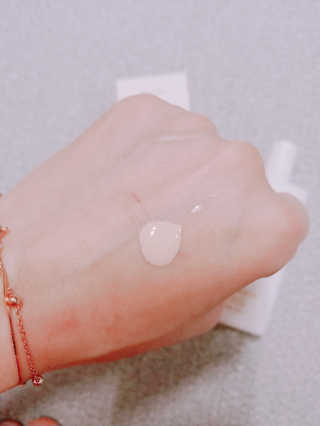 쥴라이Jullai 슈퍼 12 바운스 선 플루이드 SPF50+ PA++++ — 5점을 준 리뷰어가 2019년 7월 올린 사용 사진
