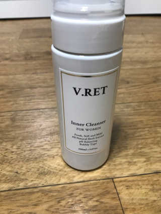 V.RET 브이렛 여성청결제 — 5점을 준 리뷰어가 2018년 8월 올린 사용 사진