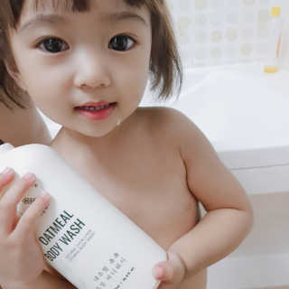 (주)에네스티 내추럴 촉촉  오트밀 바디워시 500ml — 5점을 준 리뷰어가 2019년 10월 올린 사용 사진