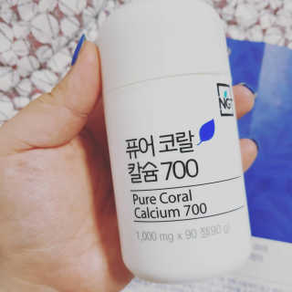 네츄럴굿띵스 퓨어 코랄 칼슘 700 30일분 — 3.67점을 준 리뷰어가 2018년 6월 올린 사용 사진