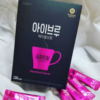 한국맥널티 아이브루 헤이즐넛향 100T — 5점을 준 리뷰어가 2019년 10월 올린 사용 사진
