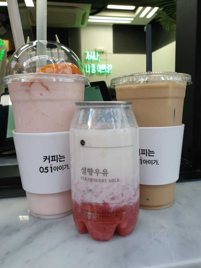 [카페051 남포점] 디저트 + 음료 2인 세트 리뷰 사진