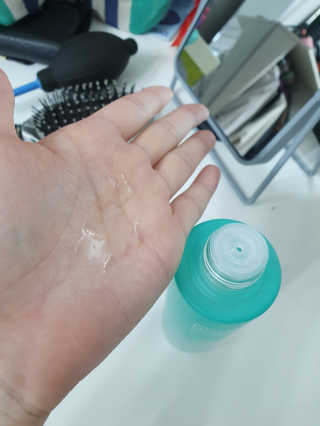 오지아이 워터 밤 모이스처 스킨 에센스 180ml — 4점을 준 리뷰어가 2019년 12월 올린 사용 사진