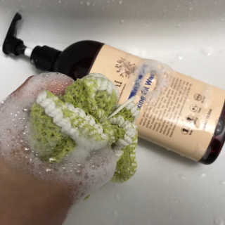 아미니 릴렉싱 오일워시 대용량 400ml — 5점을 준 리뷰어가 2019년 11월 올린 사용 사진