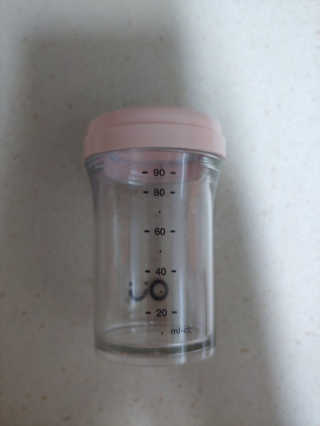 엄마의 바램을 담은 프리미엄 감성젖병 오유위시 90ml — 5점을 준 리뷰어가 2020년 3월 올린 사용 사진