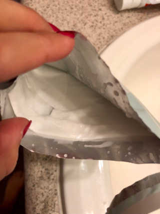 아이뽀 모든 피부 타입을위한 AIPPO Expert Hydrating Mask — 4.83점을 준 리뷰어가 2018년 2월 올린 사용 사진