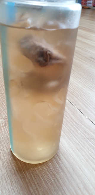 티칸 무설탕 아이스티 2종 쿨센세이션, 스위트 템테이션 — 5점을 준 리뷰어가 2019년 8월 올린 사용 사진