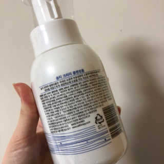 솔테라피 솔티 크리미 클렌징폼 300ml — 3.5점을 준 리뷰어가 2019년 4월 올린 사용 사진