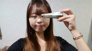 딜라잇18 홀리몰리 글리터라이너 — 3.5점을 준 리뷰어가 2016년 8월 올린 사용 사진