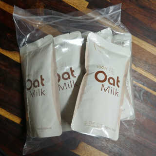 순오트밀크, soon oat milk — 4.33점을 준 리뷰어가 2018년 11월 올린 사용 사진