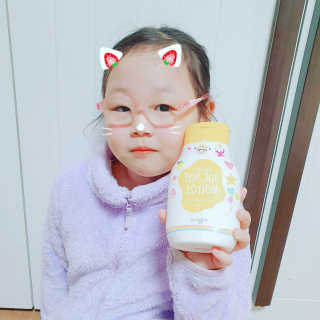 꼬모조이 초크초크 콩순이 탑투토 로션 — 5점을 준 리뷰어가 2019년 11월 올린 사용 사진