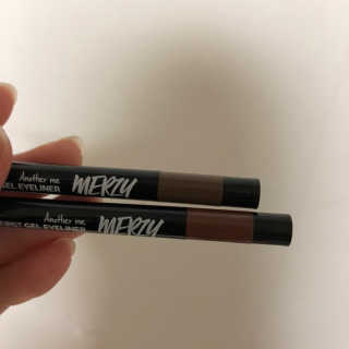머지 더 퍼스트 젤 아이라이너 NEW 브라운 컬러 — 4점을 준 리뷰어가 2019년 4월 올린 사용 사진