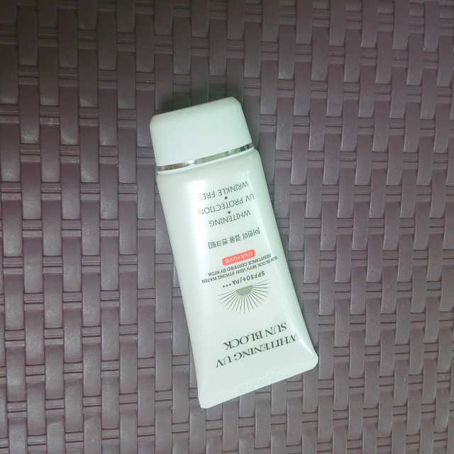 지고트 화이트닝 유브이 썬블럭 크림 70ml,1+1 리뷰 사진