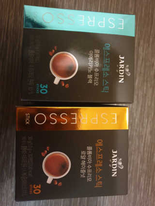 (주)쟈뎅 쟈뎅 에스프레소 스틱 [블랙+헤이즐넛 set] — 5점을 준 리뷰어가 2020년 3월 올린 사용 사진