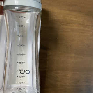 엄마의 바램을 담은 프리미엄 감성젖병 오유위시 260ml — 5점을 준 리뷰어가 2020년 3월 올린 사용 사진