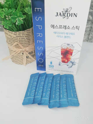(주)쟈뎅 [쟈뎅] 에스프레소스틱 아이스블렌드 — 5점을 준 리뷰어가 2019년 5월 올린 사용 사진