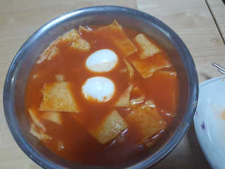 홍대미미네국물떡볶이 [홍대미미네]오리지널 국물 떡볶이4팩 + 라면사리 — 5점을 준 리뷰어가 2019년 4월 올린 사용 사진