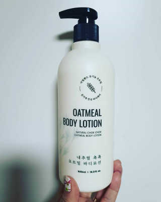 (주)에네스티 내추럴 촉촉  오트밀 바디로션 500ml — 5점을 준 리뷰어가 2020년 1월 올린 사용 사진