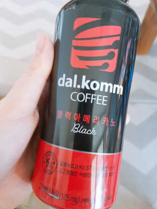 [빙그레] 달콤커피 콜라보 디카페인, 블랙 아메리카노 — 5점을 준 리뷰어가 2019년 1월 올린 사용 사진