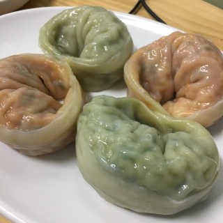 칼국수에끌림 [칼국수에 끌림] 손칼국수+비빔칼국수+왕만두4개 — 5점을 준 리뷰어가 2018년 10월 올린 사용 사진