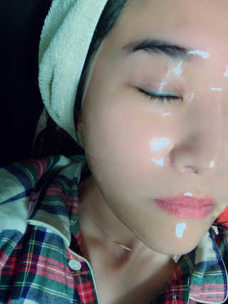 어셀리 브릴리언스 솔루션 하이드로겔 페이셜 마스크 — 4점을 준 리뷰어가 2020년 1월 올린 사용 사진