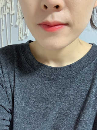 [블랙루즈] 로즈 벨벳 립스틱 택1+랜덤1 — 5점을 준 리뷰어가 2019년 1월 올린 사용 사진