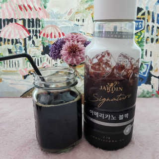 (주)쟈뎅 쟈뎅 시그니처 아메리카노 1.1L — 4.67점을 준 리뷰어가 2018년 5월 올린 사용 사진