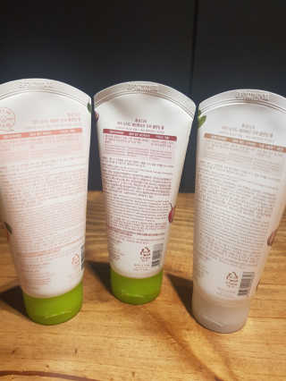 [후르디아] 골라쓰는 모찌 클렌징폼 5종 세트 — 4점을 준 리뷰어가 2019년 5월 올린 사용 사진