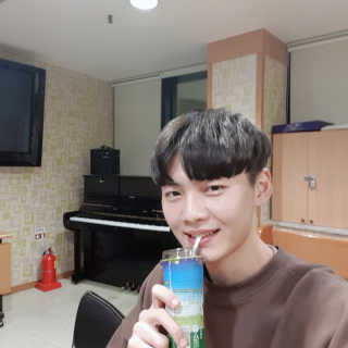 마이카페라떼 말차 아몬드브리즈 7개입 — 5점을 준 리뷰어가 2019년 11월 올린 사용 사진