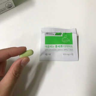 스키니랩 애플페논 풋사과 다이어트 — 4점을 준 리뷰어가 2019년 6월 올린 사용 사진