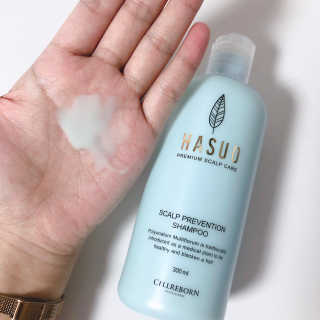 셀리본 하수오 내츄럴 프리벤션 탈모관리 샴푸 300ml — 3점을 준 리뷰어가 2019년 11월 올린 사용 사진
