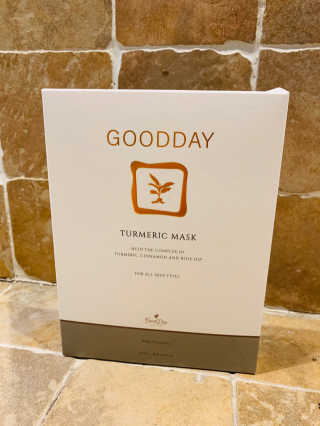 GoodDay Skincare GoodDay 강황 마스크 — 4점을 준 리뷰어가 2020년 3월 올린 사용 사진