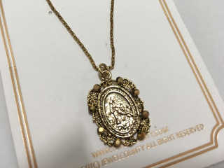 쥬얼카운티 92.5 Silver Byzantine Coin Pendant Necklace — 5점을 준 리뷰어가 2018년 11월 올린 사용 사진