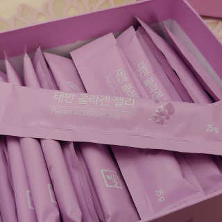 네츄럴굿띵스 태반 콜라겐 젤리 15포 — 5점을 준 리뷰어가 2018년 9월 올린 사용 사진