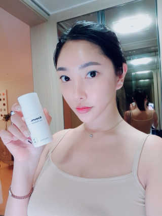 놀스 스킨 메디테이션 젤 크림 50ml — 5점을 준 리뷰어가 2018년 7월 올린 사용 사진