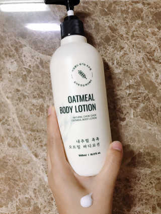 (주)에네스티 내추럴 촉촉  오트밀 바디로션 500ml — 4점을 준 리뷰어가 2019년 10월 올린 사용 사진