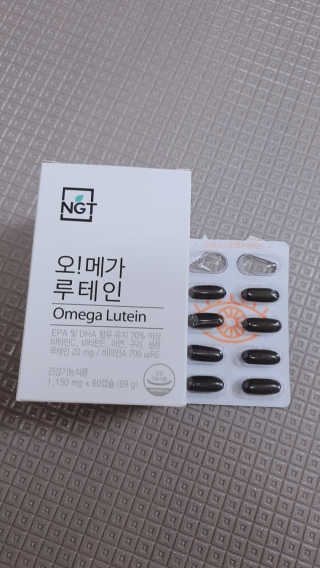 네츄럴굿띵스 오!메가루테인 60일분 — 5점을 준 리뷰어가 2019년 8월 올린 사용 사진