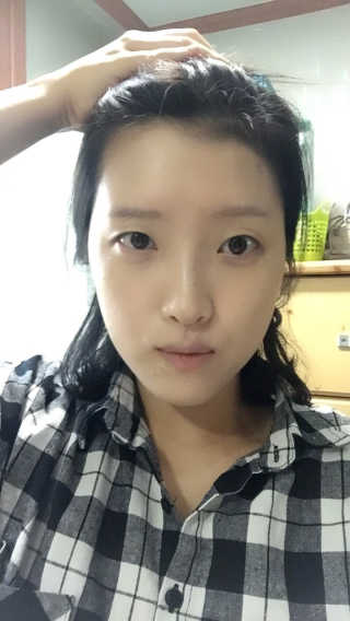 다슈코리아 다슈 안티 헤어로스 헤어쿠션 16g — 4점을 준 리뷰어가 2017년 5월 올린 사용 사진