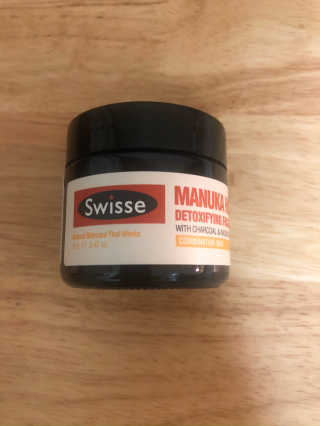 SWISSE 스위스 마누카 허니 디톡시파잉 페이셜 마스크 — 4.5점을 준 리뷰어가 2019년 12월 올린 사용 사진