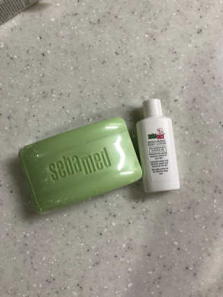 세바메드 클래식 클렌징 바[비누] + 바디로션 15ml — 4점을 준 리뷰어가 2019년 9월 올린 사용 사진