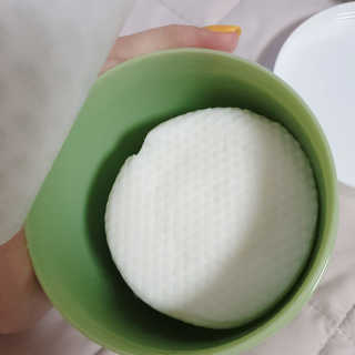 [후르디아] 약산성  모공 필링 패드(70매) — 5점을 준 리뷰어가 2019년 8월 올린 사용 사진
