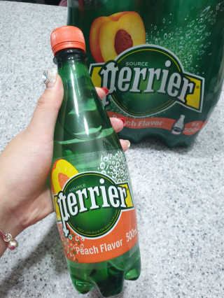 페리에 피치 500ml PET — 5점을 준 리뷰어가 2019년 11월 올린 사용 사진