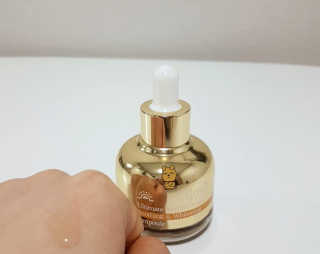 그리니프 얼티밋블레미쉬 솔루션 앰플 30ml — 4점을 준 리뷰어가 2019년 2월 올린 사용 사진