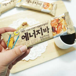 견과가 똘똘 뭉쳐들어간 넛츠몬 에너지바 1BOX 6개입 — 5점을 준 리뷰어가 2018년 1월 올린 사용 사진