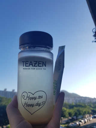 티젠 레몬밤 + 마이보틀 — 2.67점을 준 리뷰어가 2018년 7월 올린 사용 사진