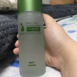 데일리톡스톡스 데일리톡스 워터밤 차요테 모이스처라이징 토너 — 4.67점을 준 리뷰어가 2018년 3월 올린 사용 사진