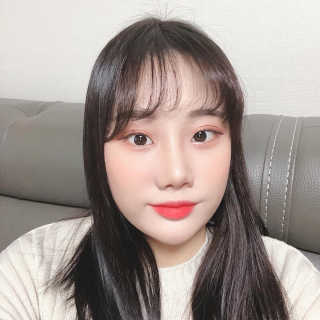 라임코스메틱 V 콜라겐 앰플 쿠션 — 3.5점을 준 리뷰어가 2020년 1월 올린 사용 사진